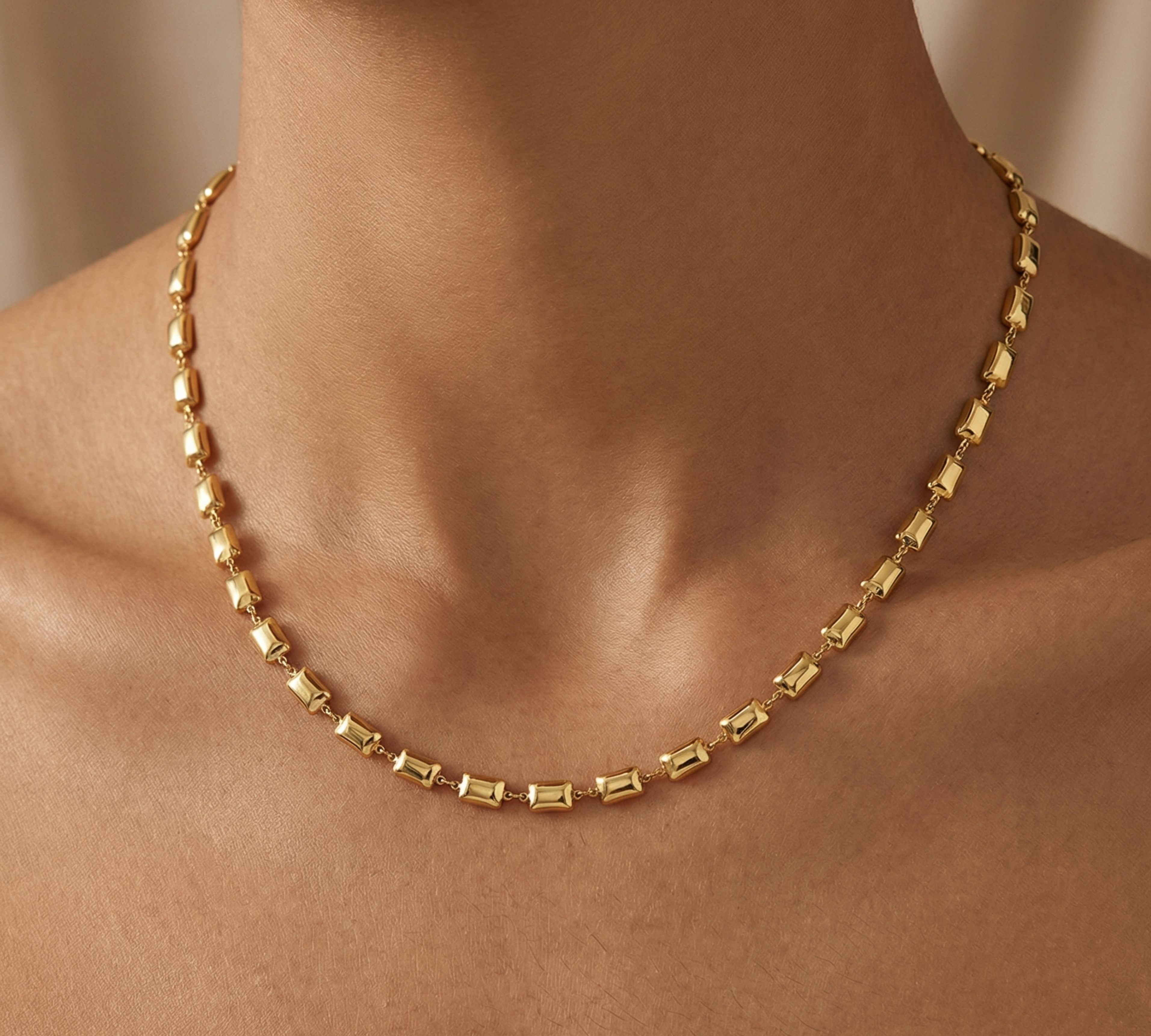 Puffed Rectangular Pillow Chain