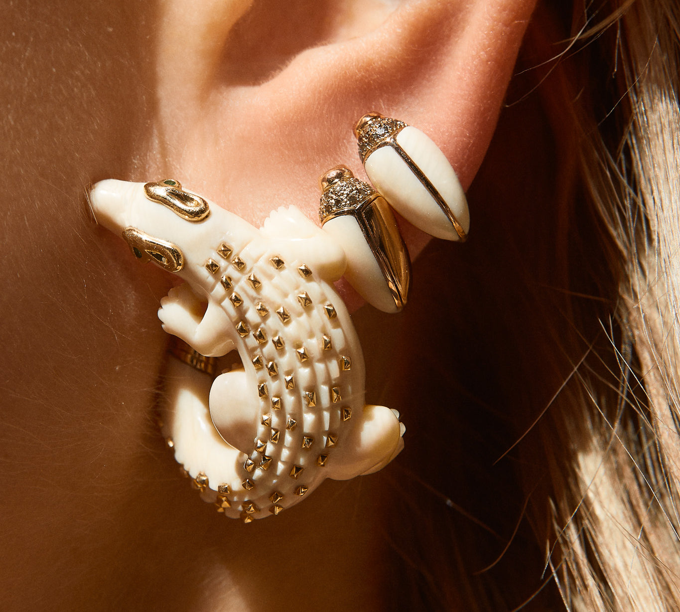 Mini Scarab Mammoth Stud Mirror